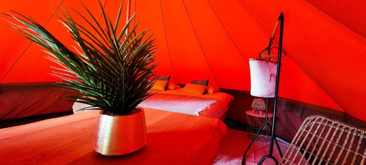 Hotel Fiertelmeers Boutique Glamping Ronse Esterno foto